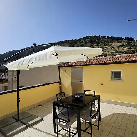 Saracen House * San Giovanni Rotondo