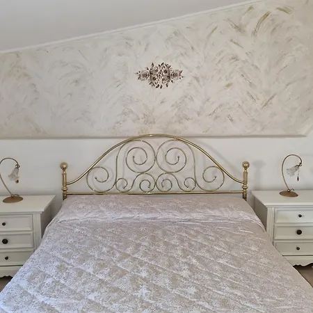 Saracen House *