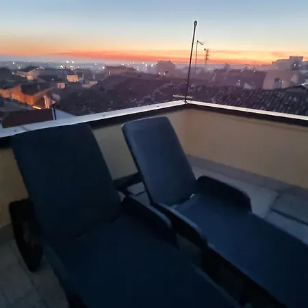 Saracen House Apartmán *